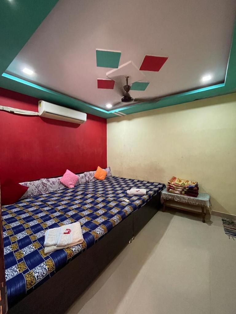 New Yanti Guest House Ujjain Eksteriør billede