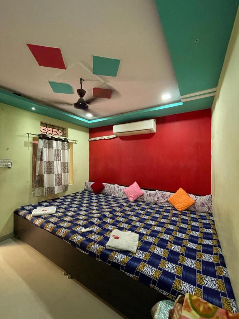 New Yanti Guest House Ujjain Eksteriør billede