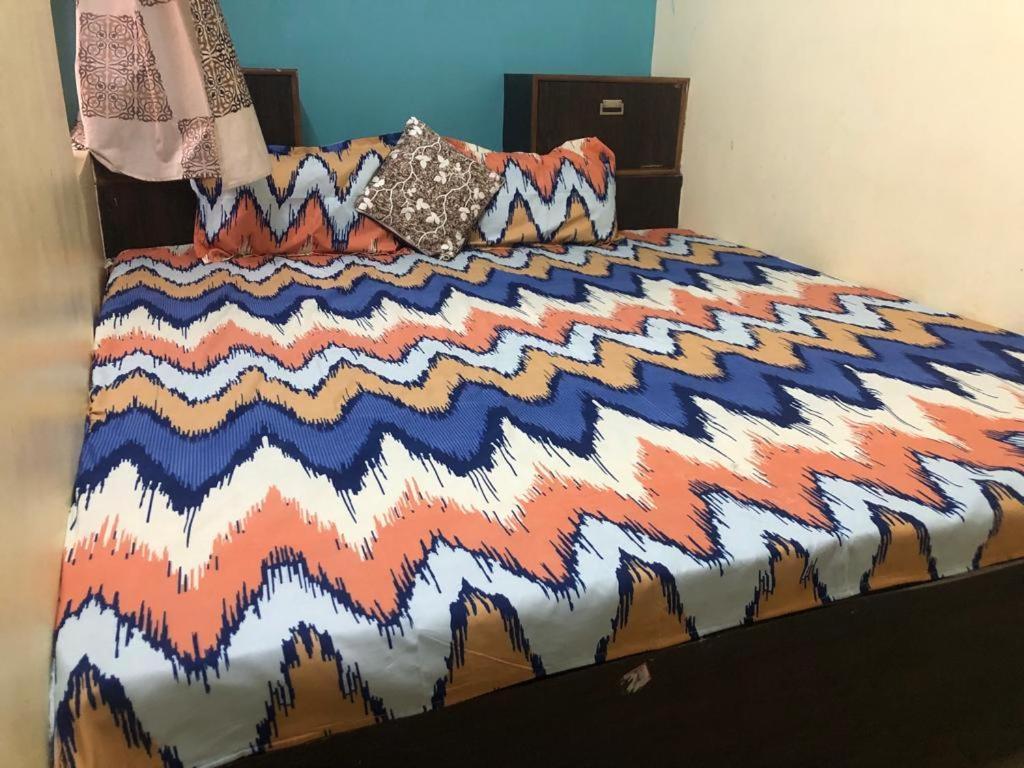 New Yanti Guest House Ujjain Eksteriør billede